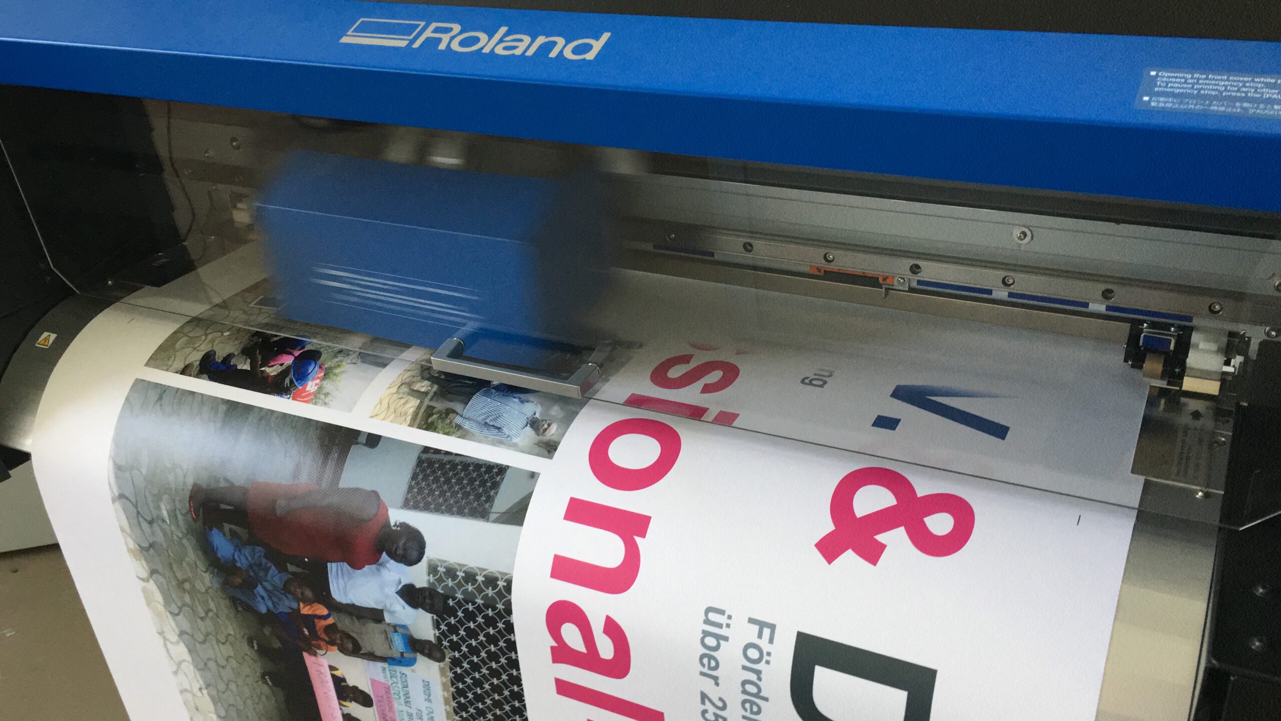 Premium Klebefolien Werbesysteme - reell werbung