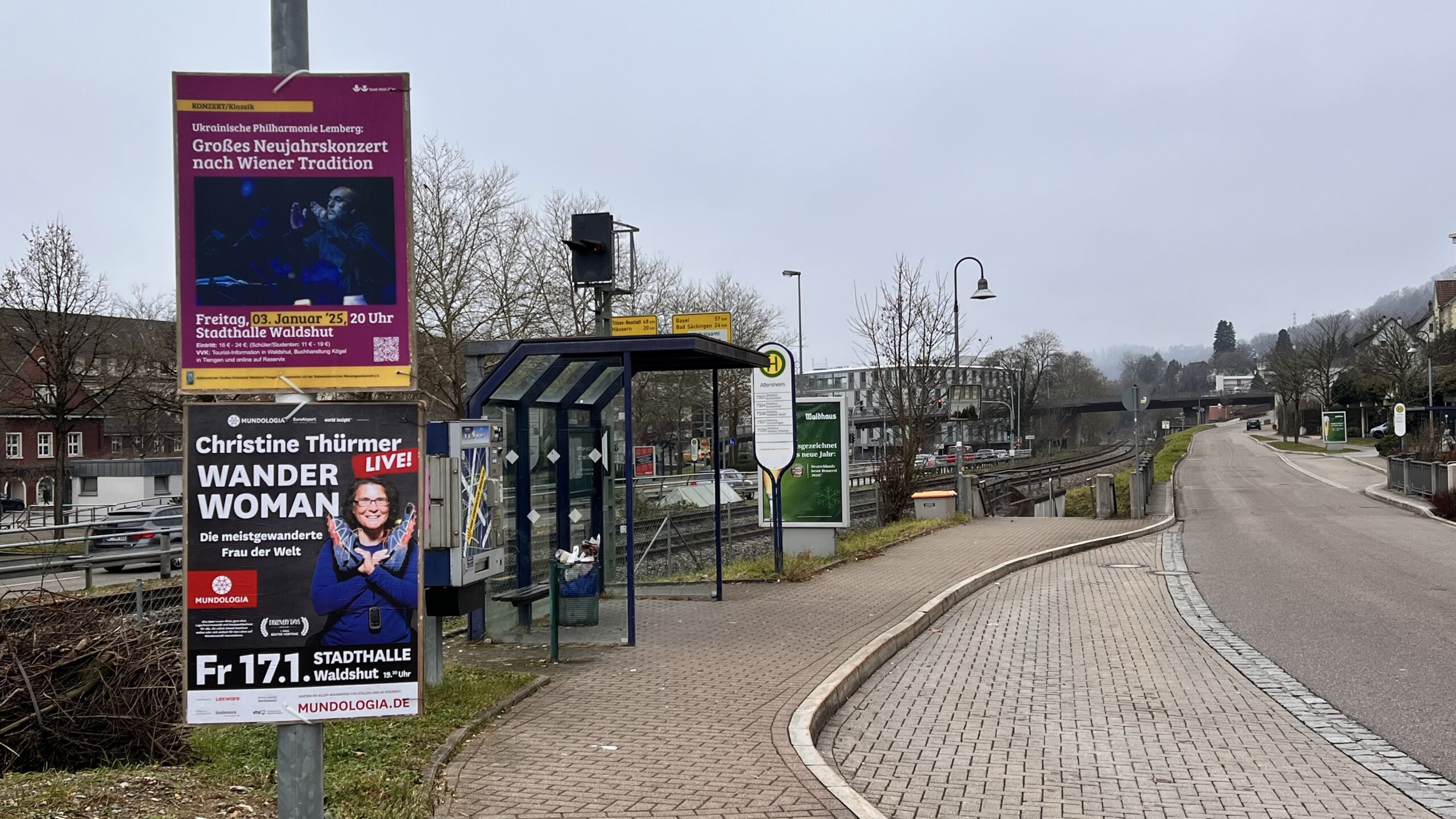 Außenwerbung Plakataushang Region - reell werbung